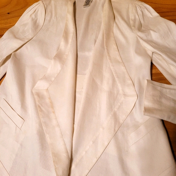 Dianne Von Furstenberg white blazer - Picture 10 of 11
